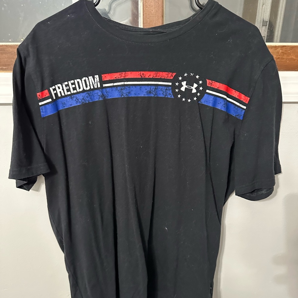 Under armor shirt